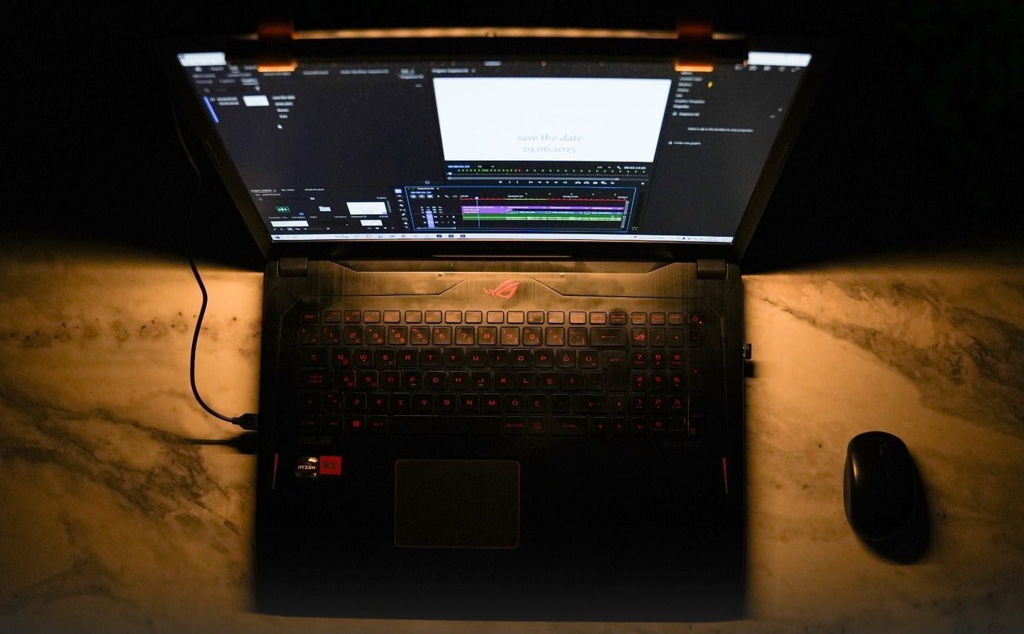 Focus Bar (Notebook Aydınlatması)